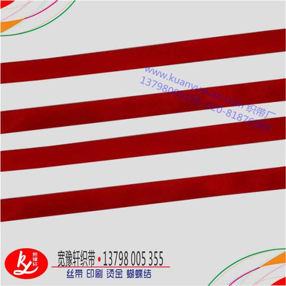 大红色缎带