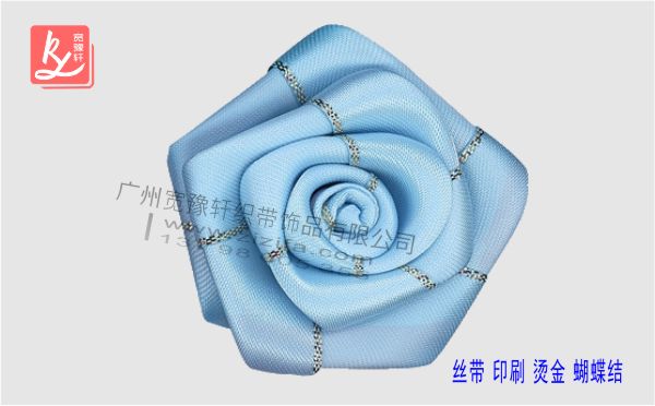 银线丝带制作的玫瑰花